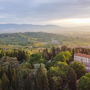 La Fattoria Di Capezzana Vakantieboerderij