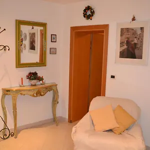  Apartment Casetta Italy