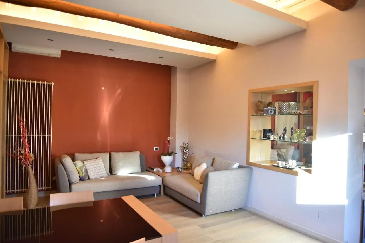 Holiday home Appartamento In Villa Con Piscina - Mhateria Relais Rignano Sull Arno Italy